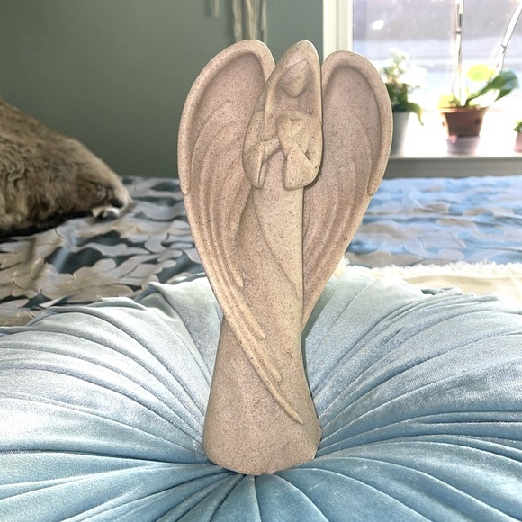 Desert Angel Figurine - Picture 3 of 5